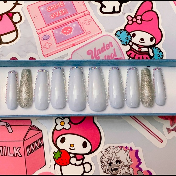 Handmade PressOn Nails - Picture 1 of 3
